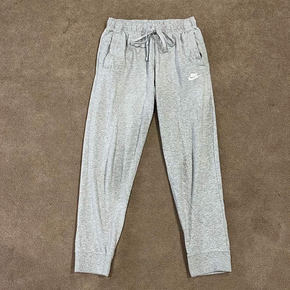 These are some awesome sweat pants, they are just a little bit small for me.